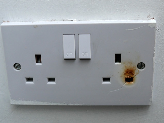 Heat damaged socket